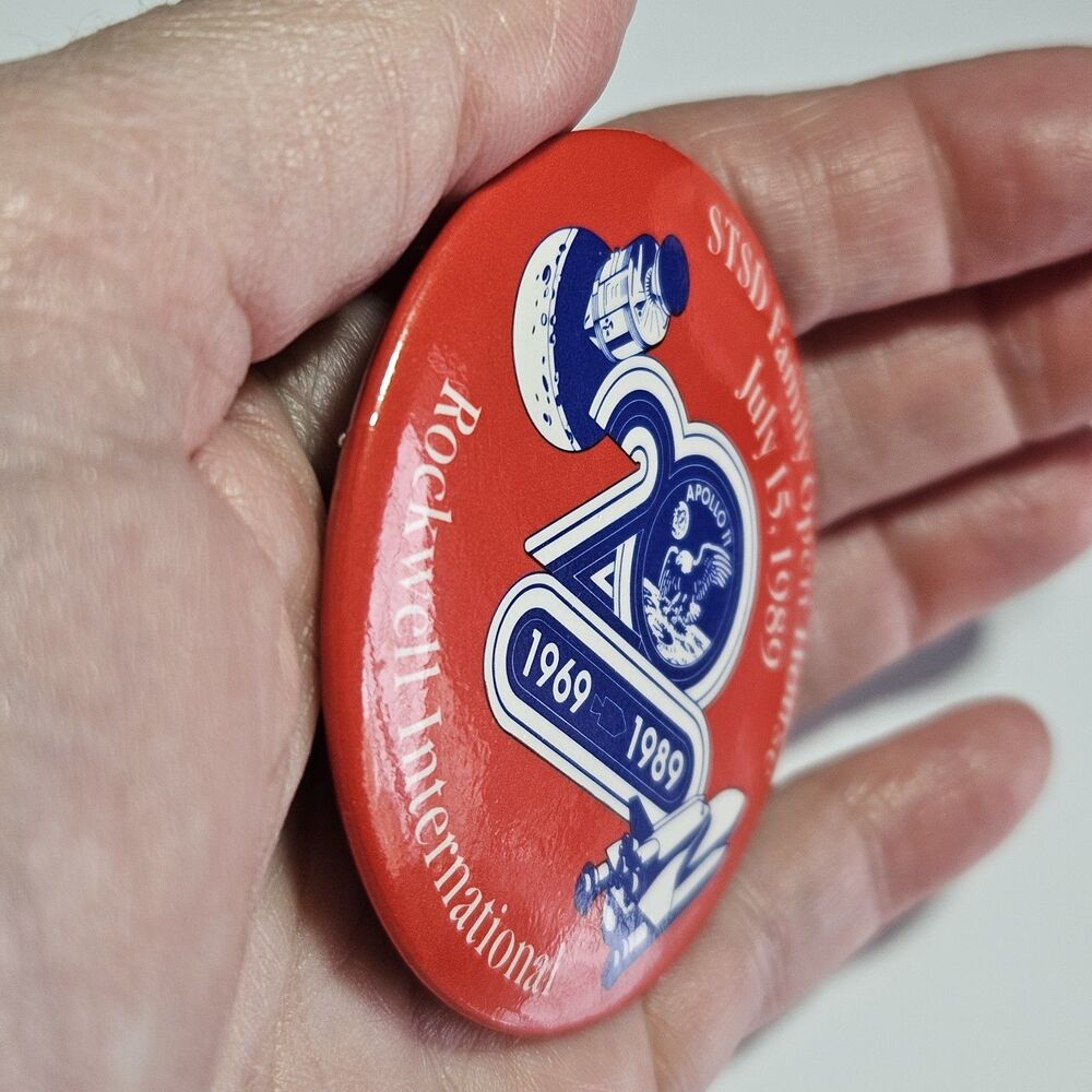 Nasa Pins Buttons Collection Space Shuttle Challenger Rockwell Silver Tone Red - Picture 4 of 8
